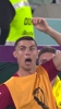 FIFA官推转发葡萄牙国门准超巨失误：C罗差点吓出表情包😱
