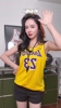 美娜：卫冕冠军都赢了 湖人这不就好起来了吗 😎