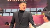 王大雷打趣：要签啥？马德里？马德里没去踢过球啊🤣