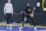 打磨射术🏀詹姆斯今日训练片段：加练罚球和转身后仰跳投🎯