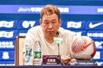媒体人：申花和冠军之间差的不是实力而是决心，总觉得可拿可不拿
