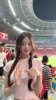 我是真喜欢~蓉城美女球迷颜值这么高啊，好可爱的辣妹子~🤩