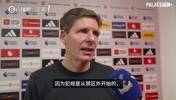 🤔水晶宫主帅：不认为那是点球，库尼亚很聪明，他摔倒在禁区内